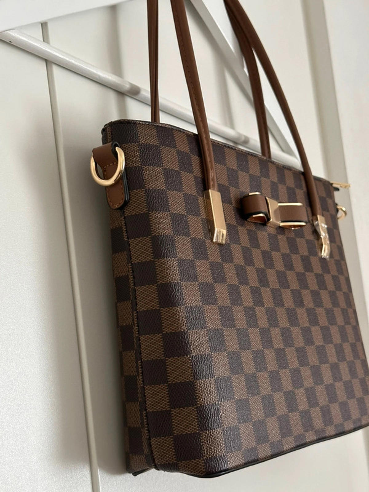 Elegant Brown Checkered Tote Bag with Gold Bow Accent