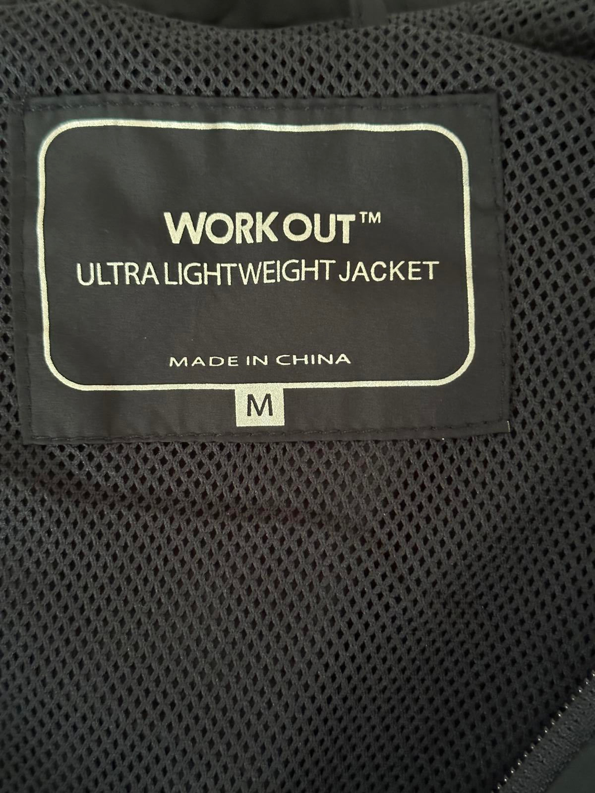 Cedar Wood State Ultra Lightweight Hooded Jacket – Black – Size M