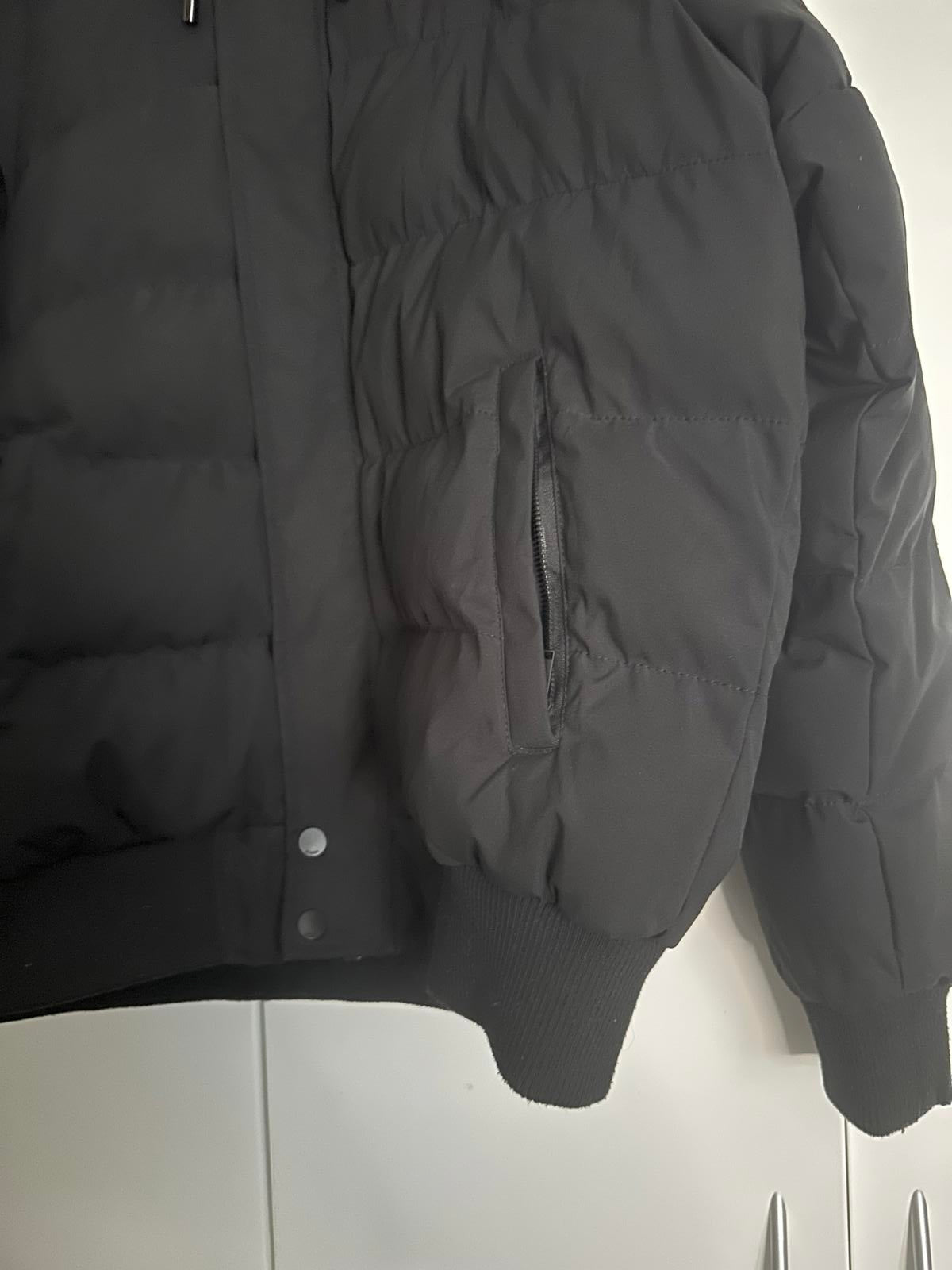 The North Face Black Puffer Jacket with Faux Fur Hood – Size L