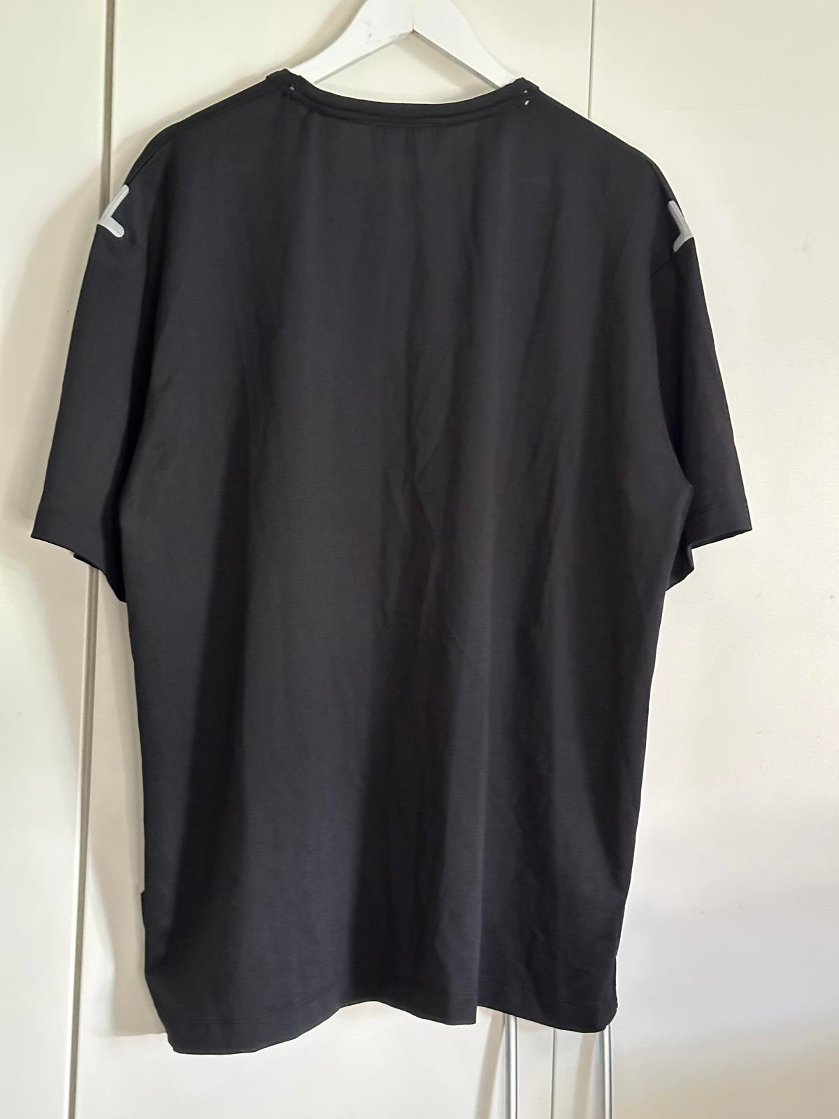 Ted Baker Men’s Black Active Set – T-Shirt & Shorts