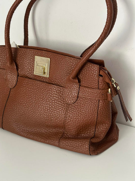 Linea Structured Pebbled Leather Handbag – Brown