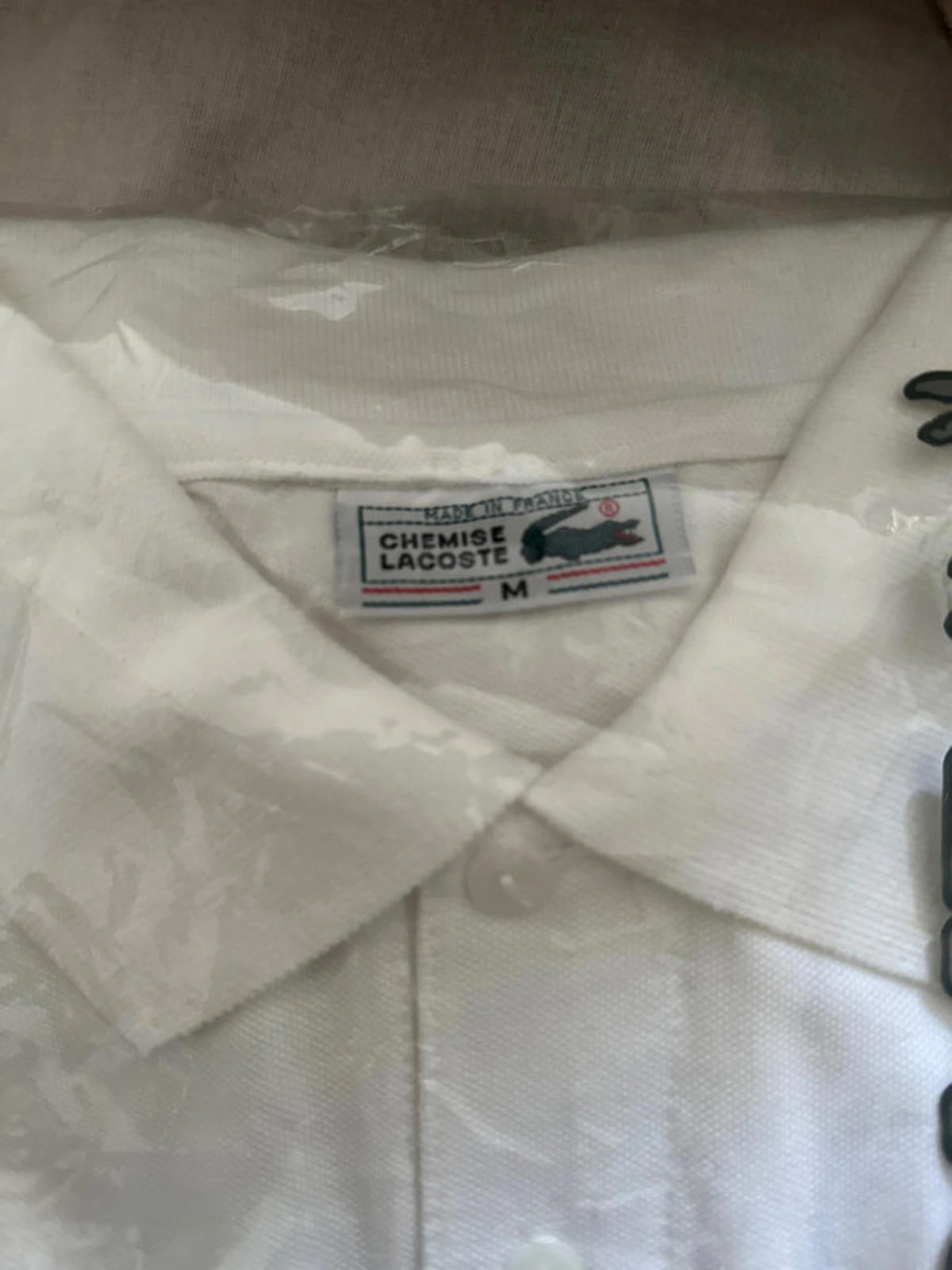 Lacoste White Polo Shirt – Classic Fit, Timeless Style (Size M)