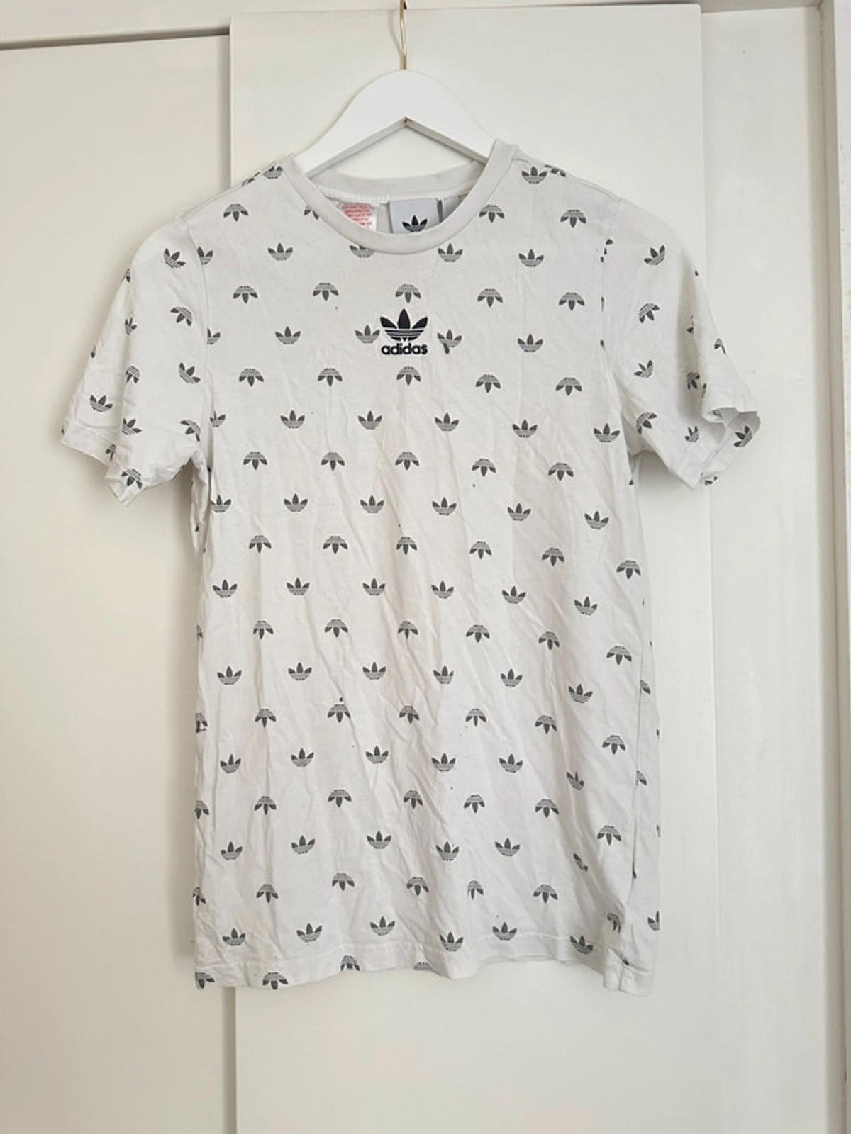 Adidas Men's Graphic Tee - Classic White with Iconic Logo