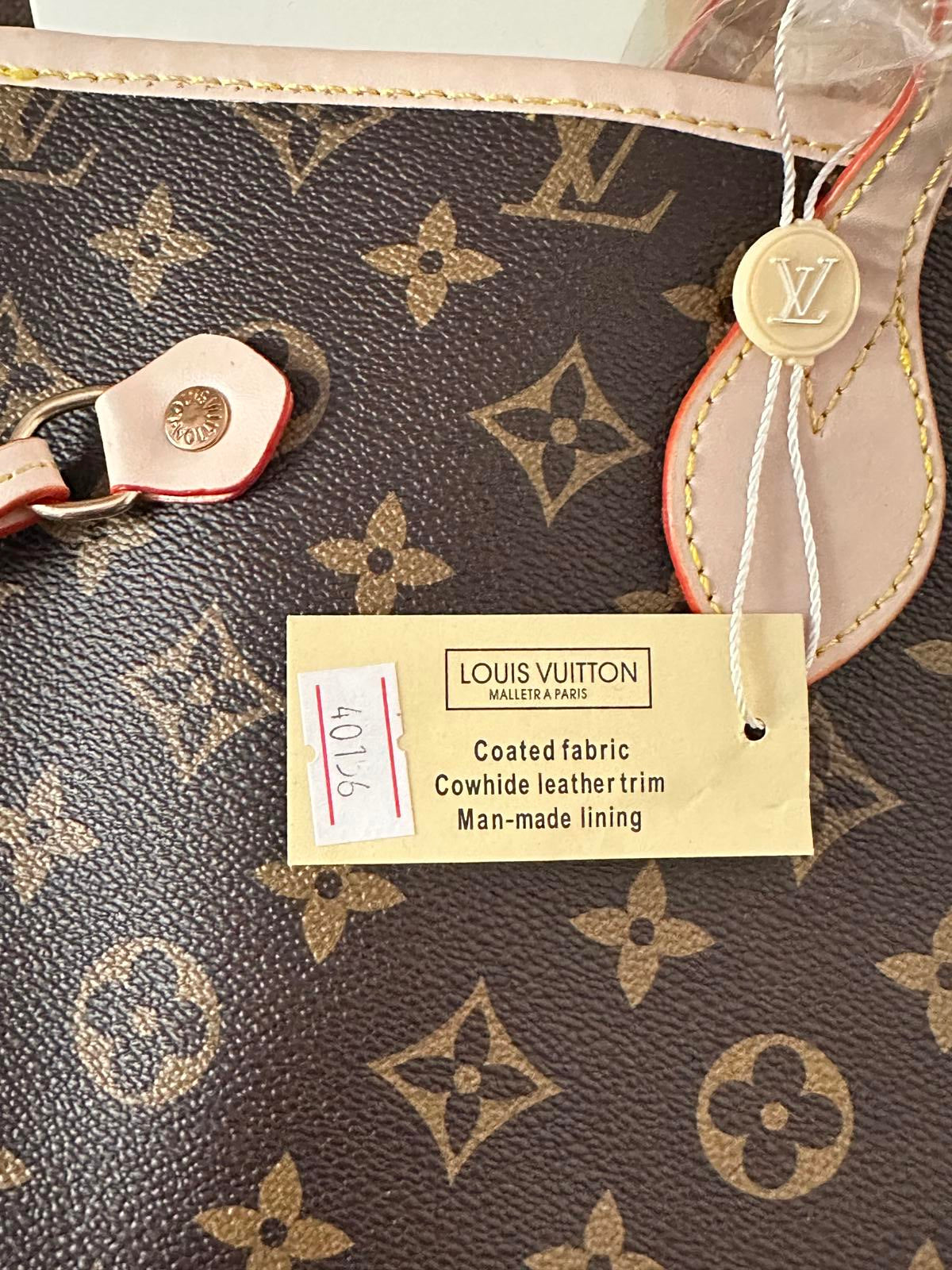 Louis Vuitton Neverfull Monogram Tote with Pouch