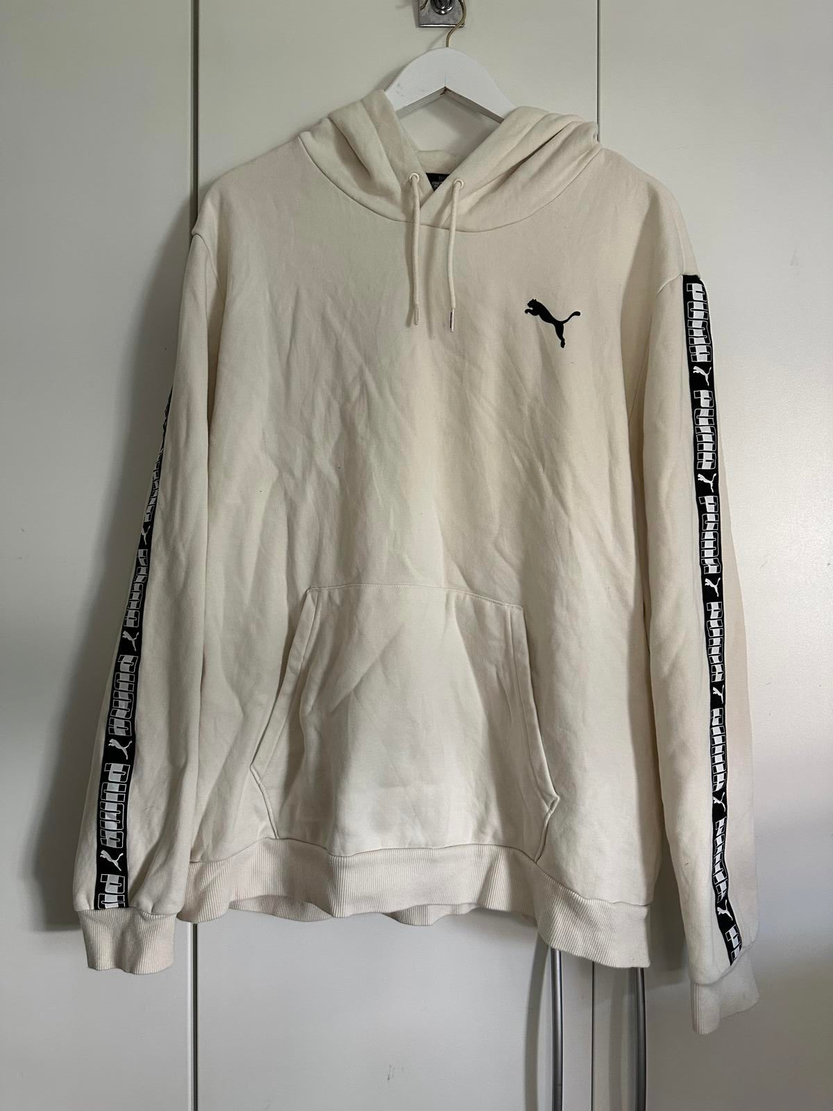 Puma Cream Hoodie with Logo Sleeve Detail โ XXL