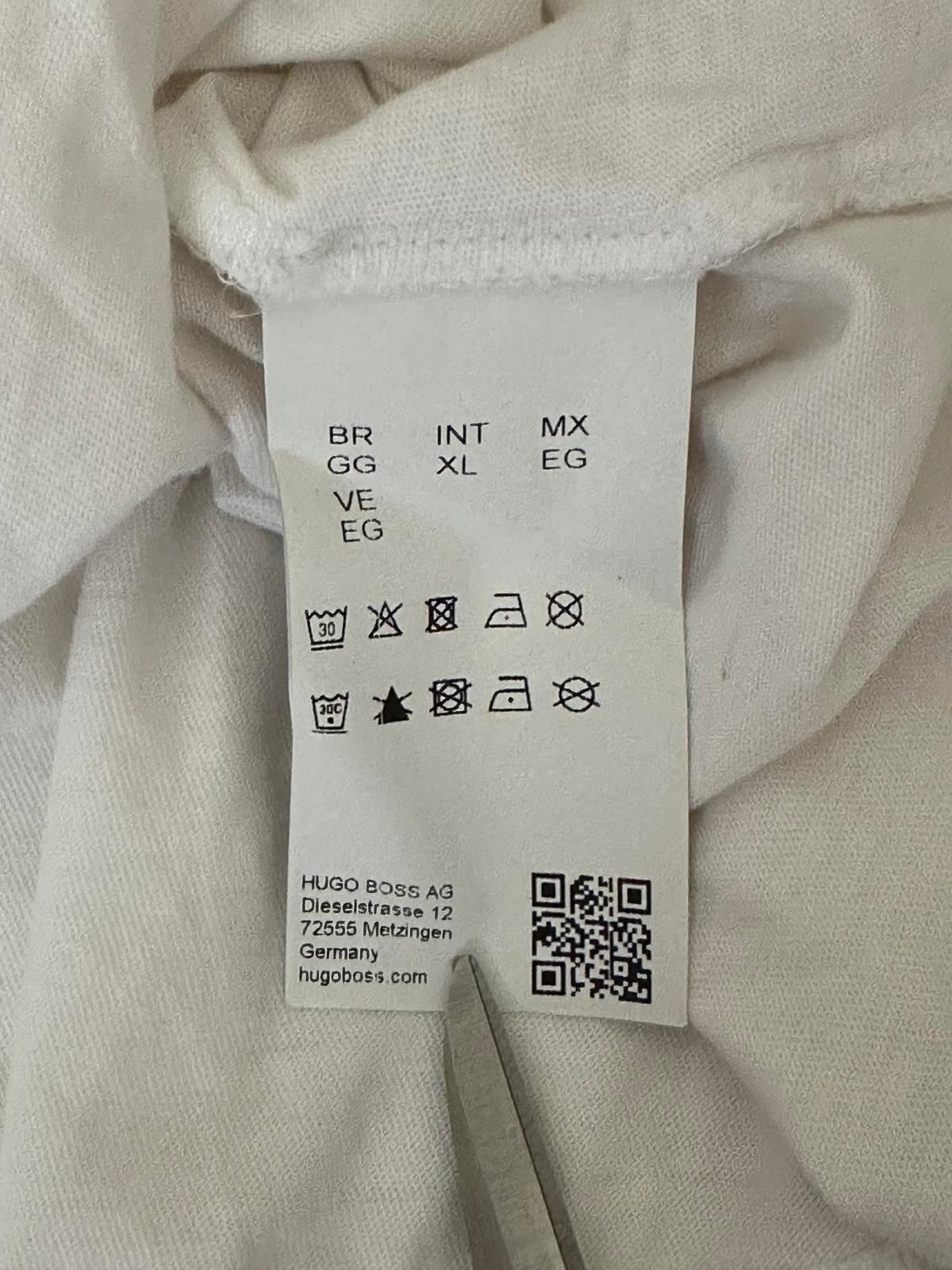 Hugo Boss White Graphic Logo T-Shirt – Regular Fit