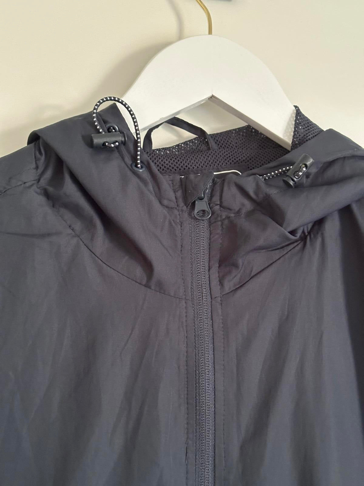 Cedar Wood State Ultra Lightweight Hooded Jacket – Black – Size M