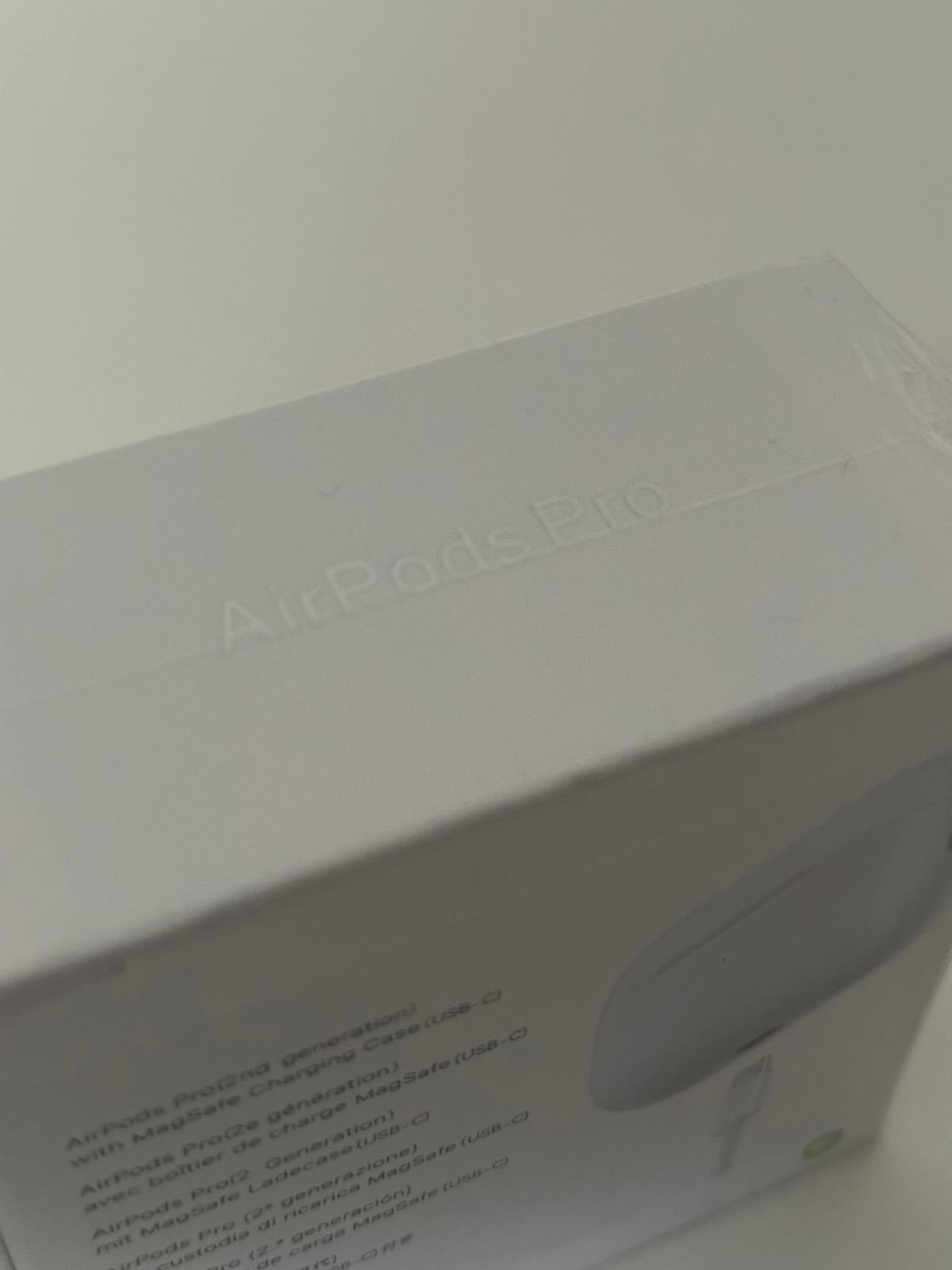 Apple AirPods Pro (2nd Generation) with MagSafe Charging Case (USB-C)