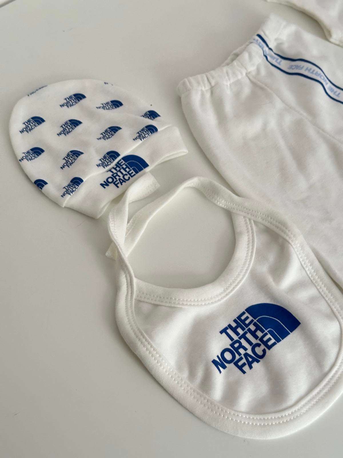 The North Face Baby Clothing Gift Set โ 4 Piece