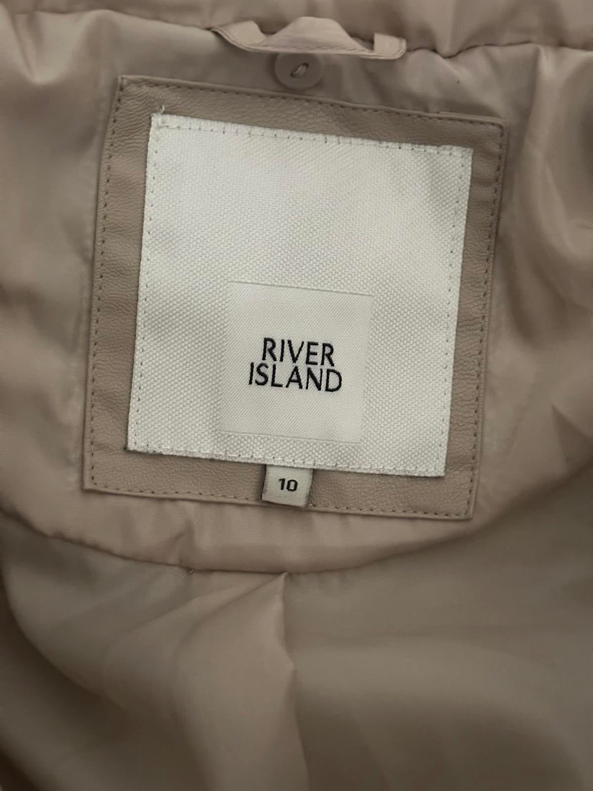 River Island Beige Quilted Belted Coat with Faux Fur Hood – Size 10