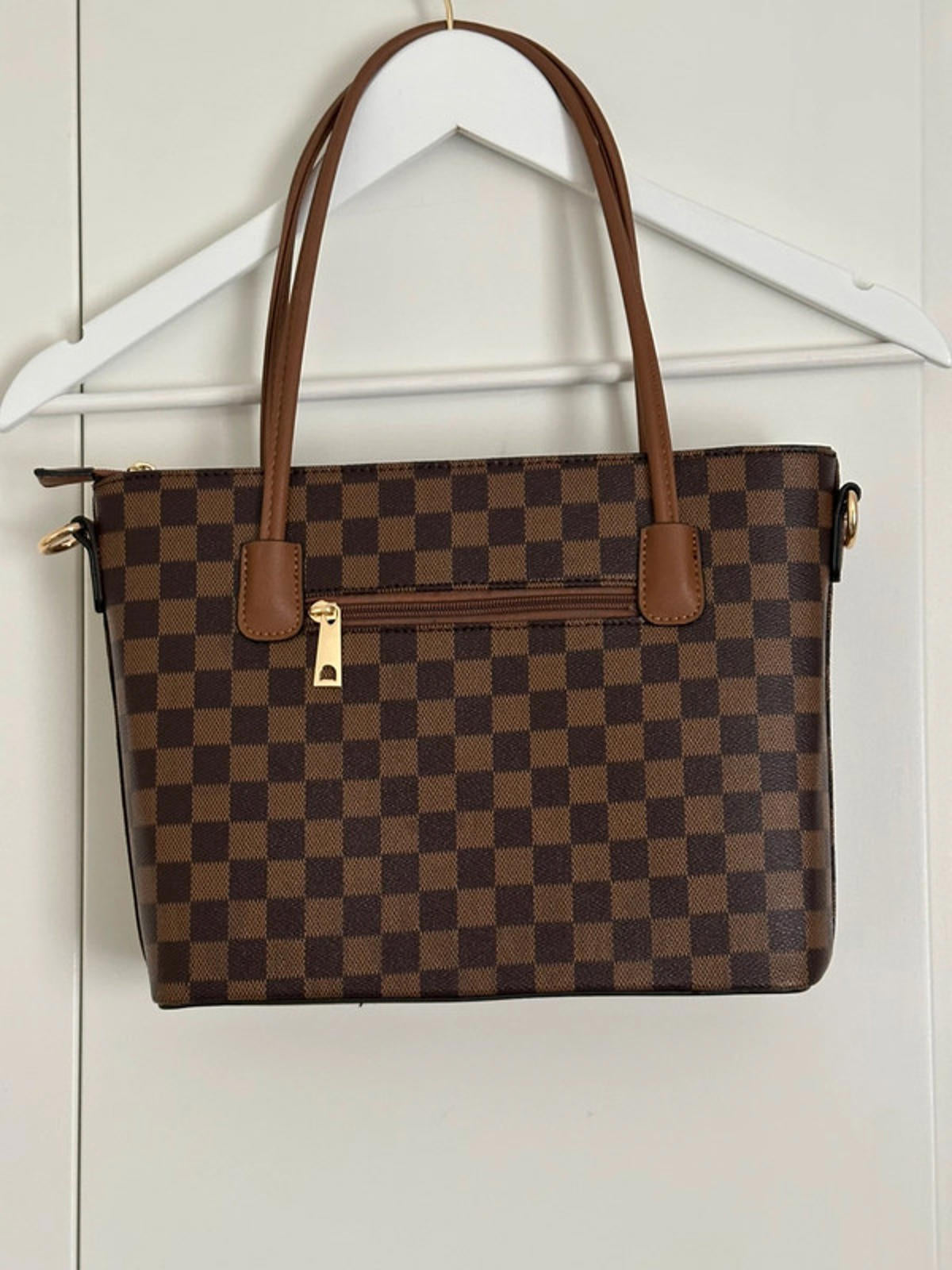 Elegant Brown Checkered Tote Bag with Gold Bow Accent