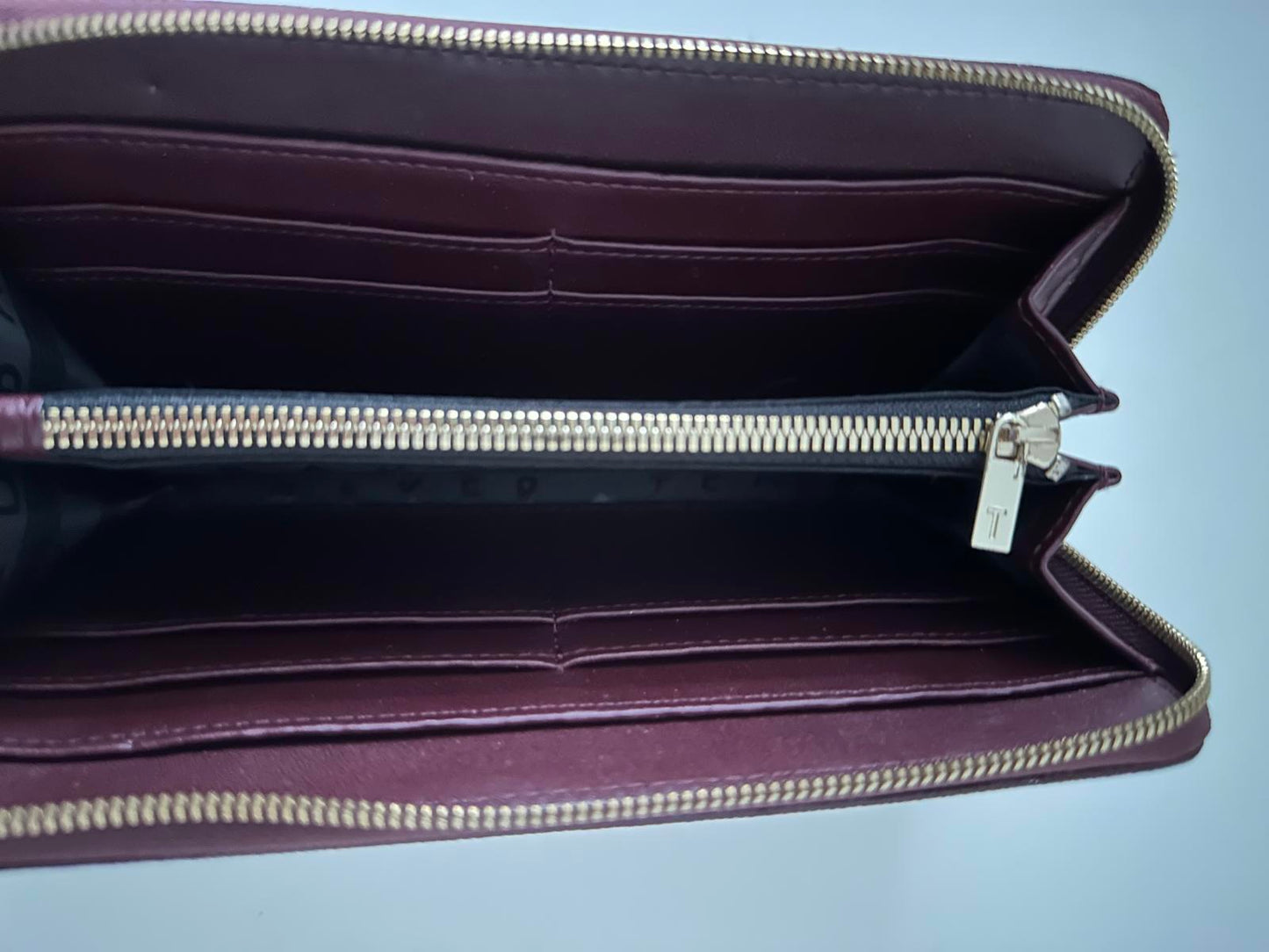 Ted Baker Zip-Around Leather Wallet – Burgundy