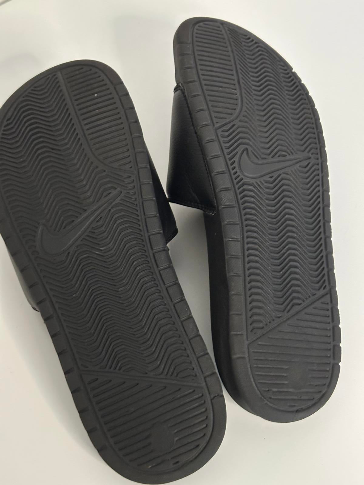 Nike Benassi Slides Black/White Men’s UK 7 (EU 41)