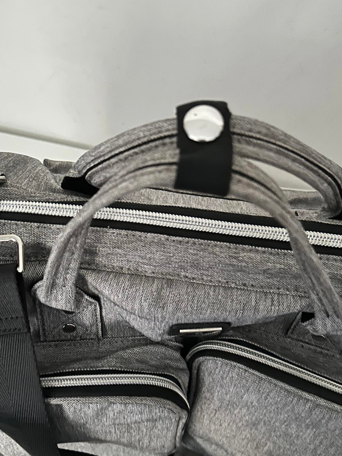 Pomelo Best Grey Multi-Pocket Travel Changing Bag – Spacious & Practical