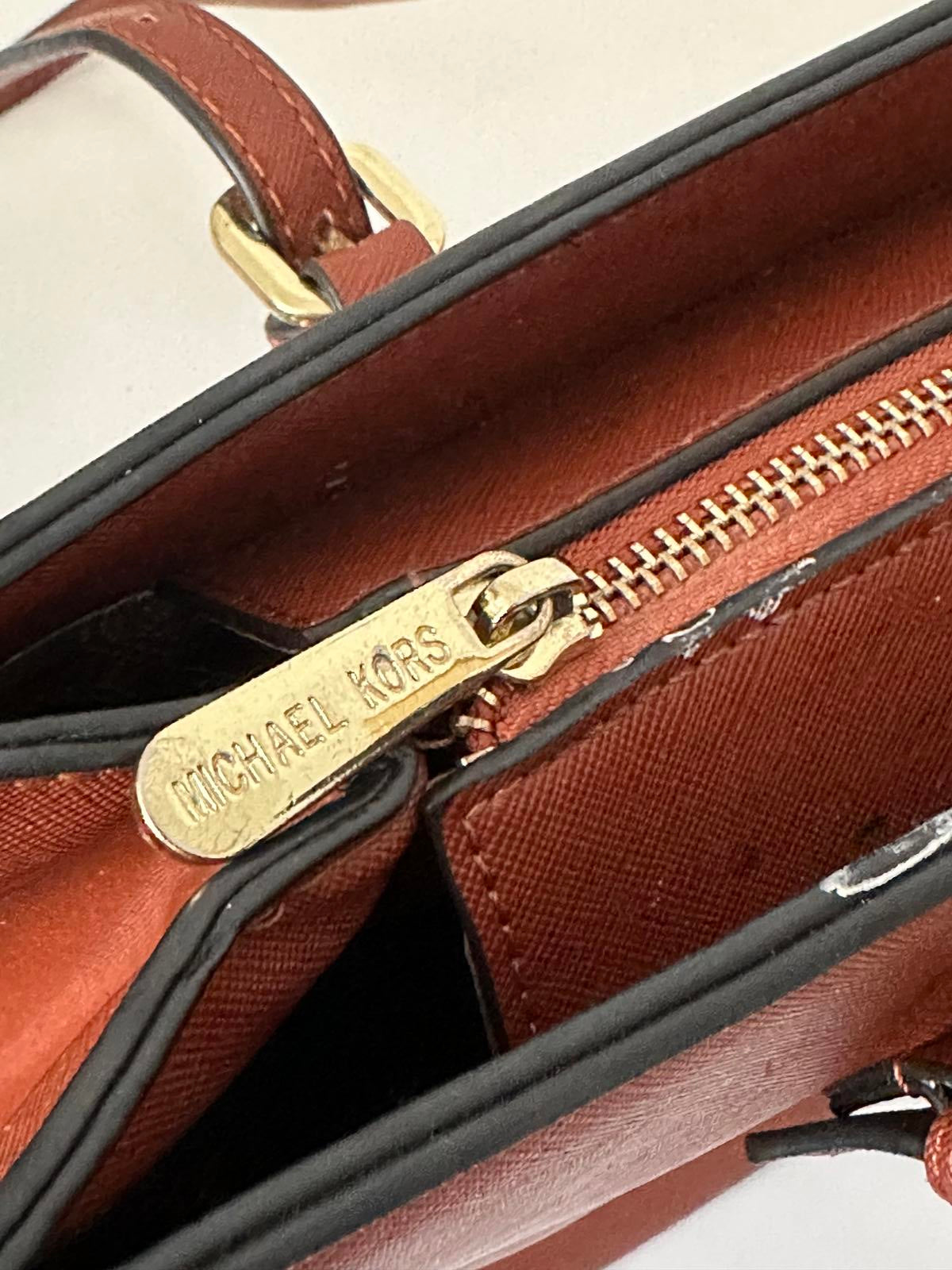 Michael Kors Tan Tote Bag – Elegant Everyday Designer Handbag