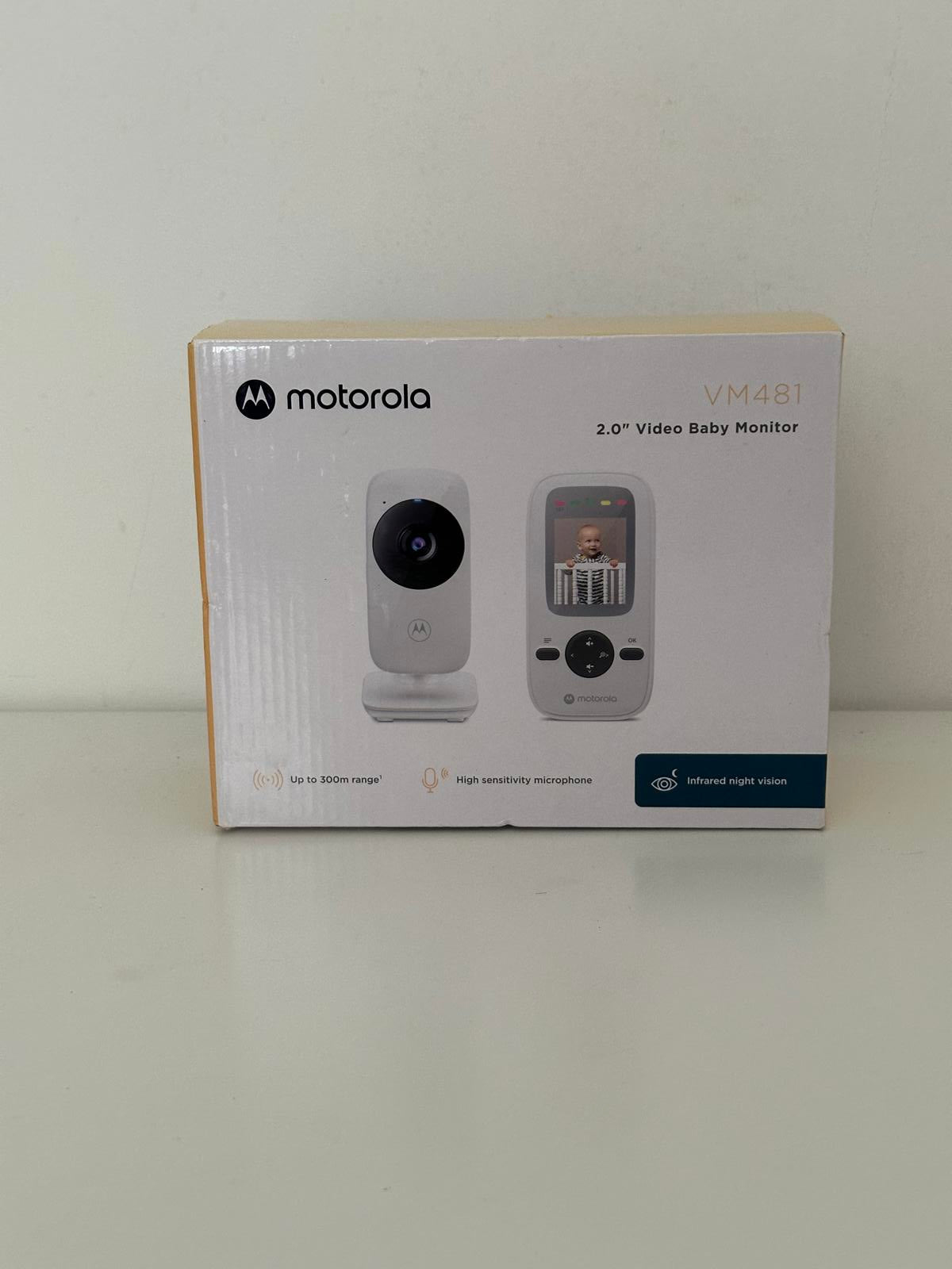 Motorola VM481 2.0” Video Baby Monitor with Digital Zoom & Infrared Night Vision
