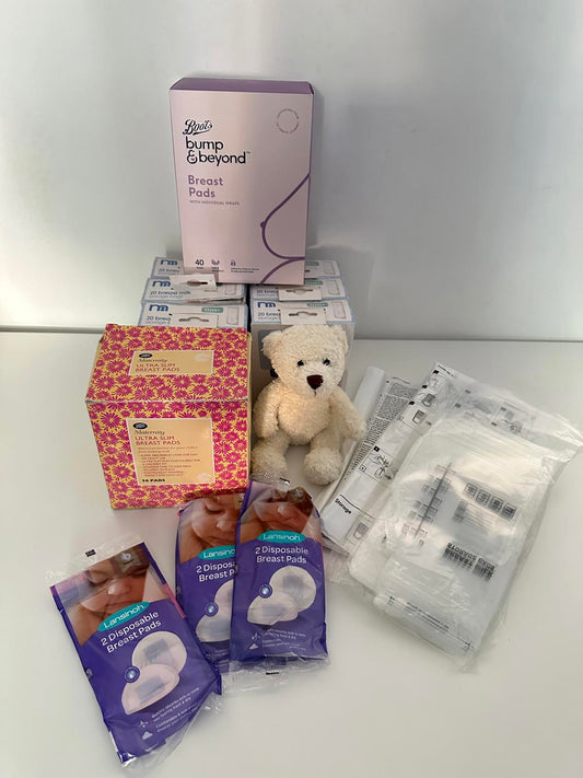 Breastfeeding Essentials Bundle – Storage Bags & Breast Pads