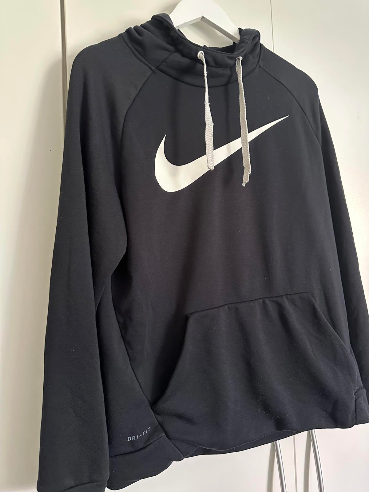 Nike Dri-FIT Black Pullover Hoodie – Medium