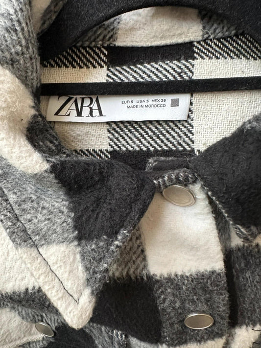 ZARA Black and White Checkered Cropped Jacket