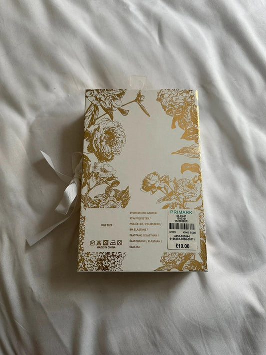 Bridal Sleepwear Set with Eye Mask and Accessories