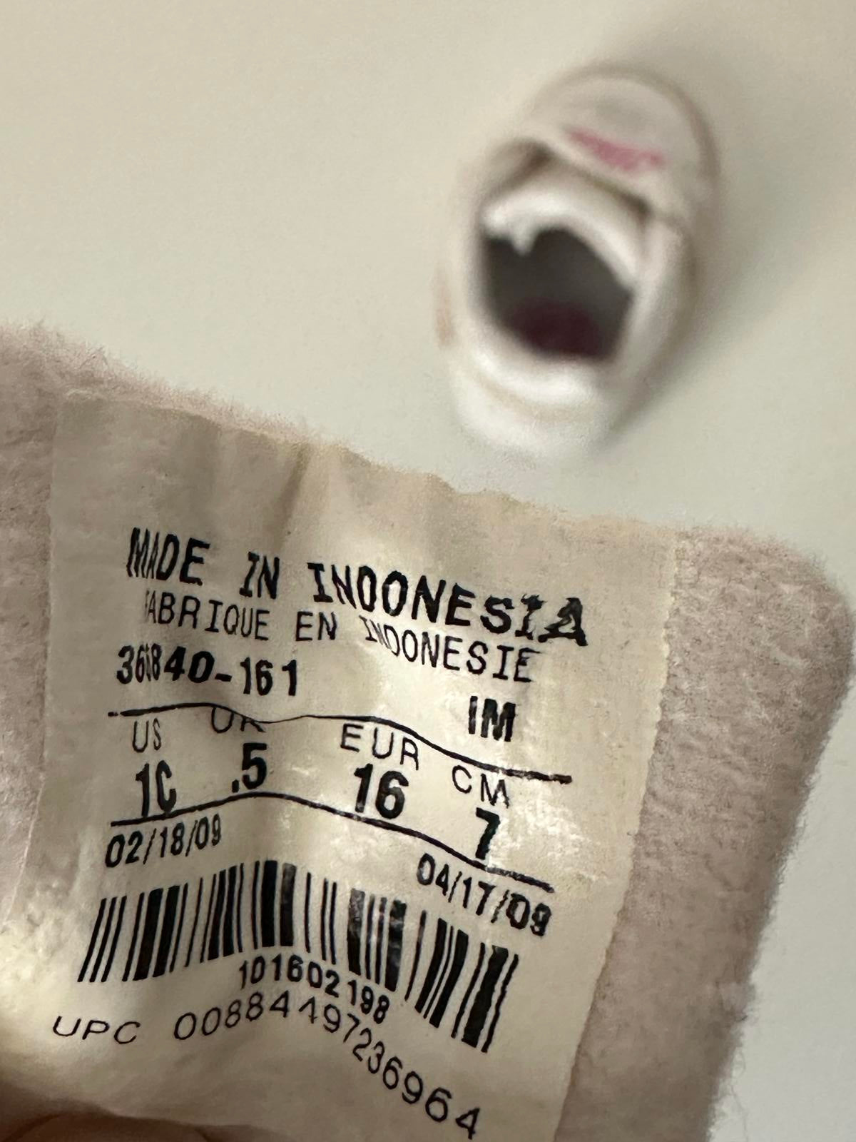 Nike Baby Trainers | White & Pink Infant Sneakers Size 1C