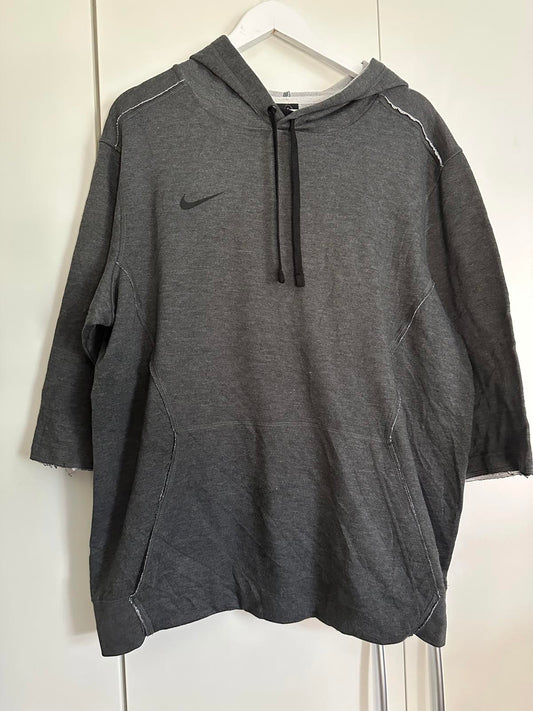 Nike Dri-Fit Grey Hoodie – Lightweight Training Sweatshirt