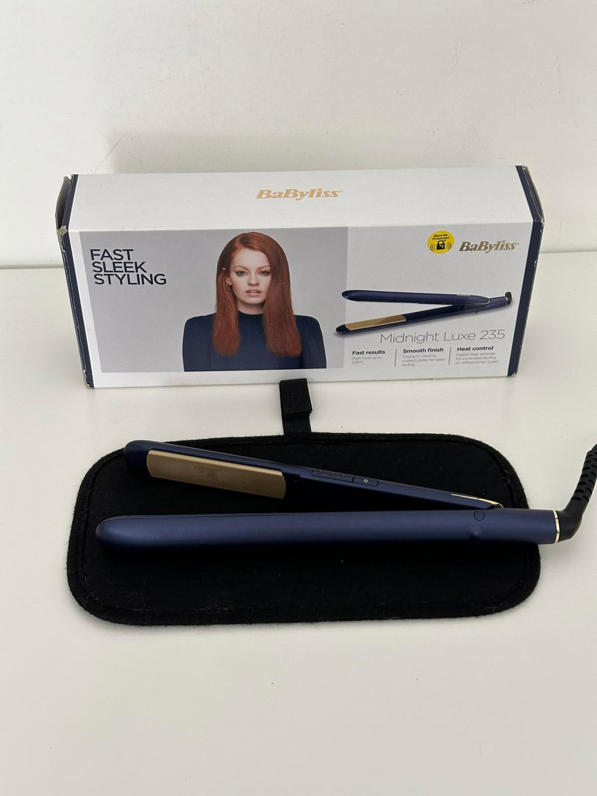 BaByliss Midnight Luxe 235 Hair Straightener – Titanium-Ceramic Plates
