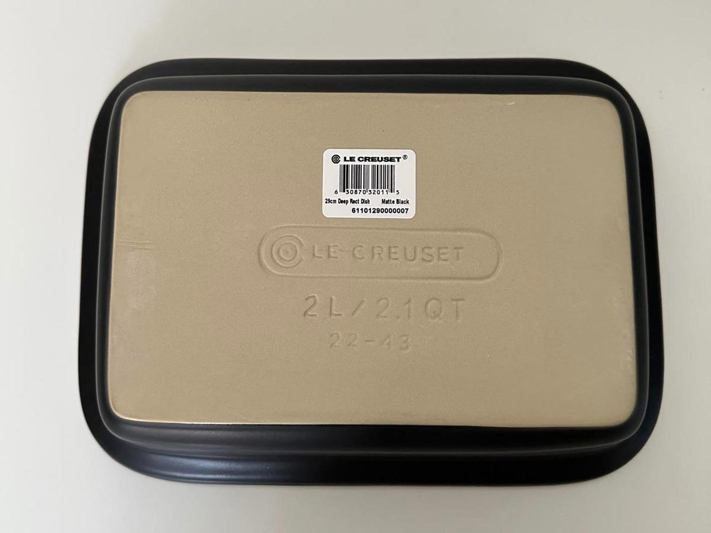 Le Creuset Stoneware Deep Rectangular Dish 29cm / 2L – Matte Black