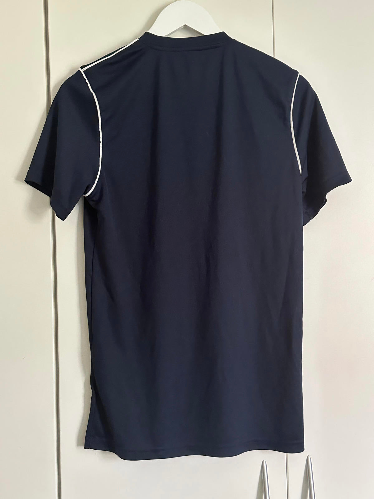 Nike Dri-FIT Navy Blue Sports T-Shirt – Men’s Small Slim Fit
