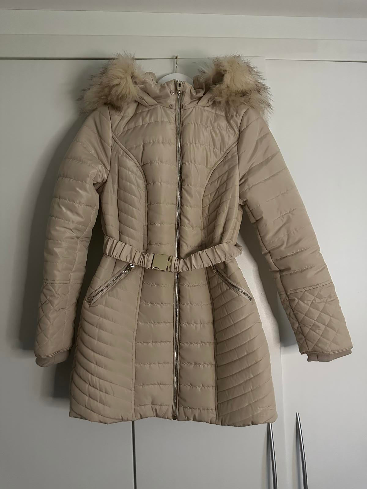 River Island Beige Quilted Belted Coat with Faux Fur Hood – Size 10