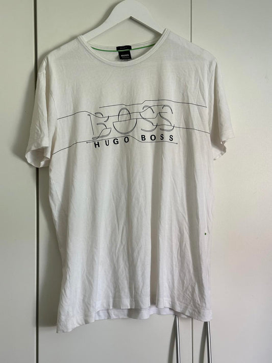 Hugo Boss White Graphic Logo T-Shirt – Regular Fit