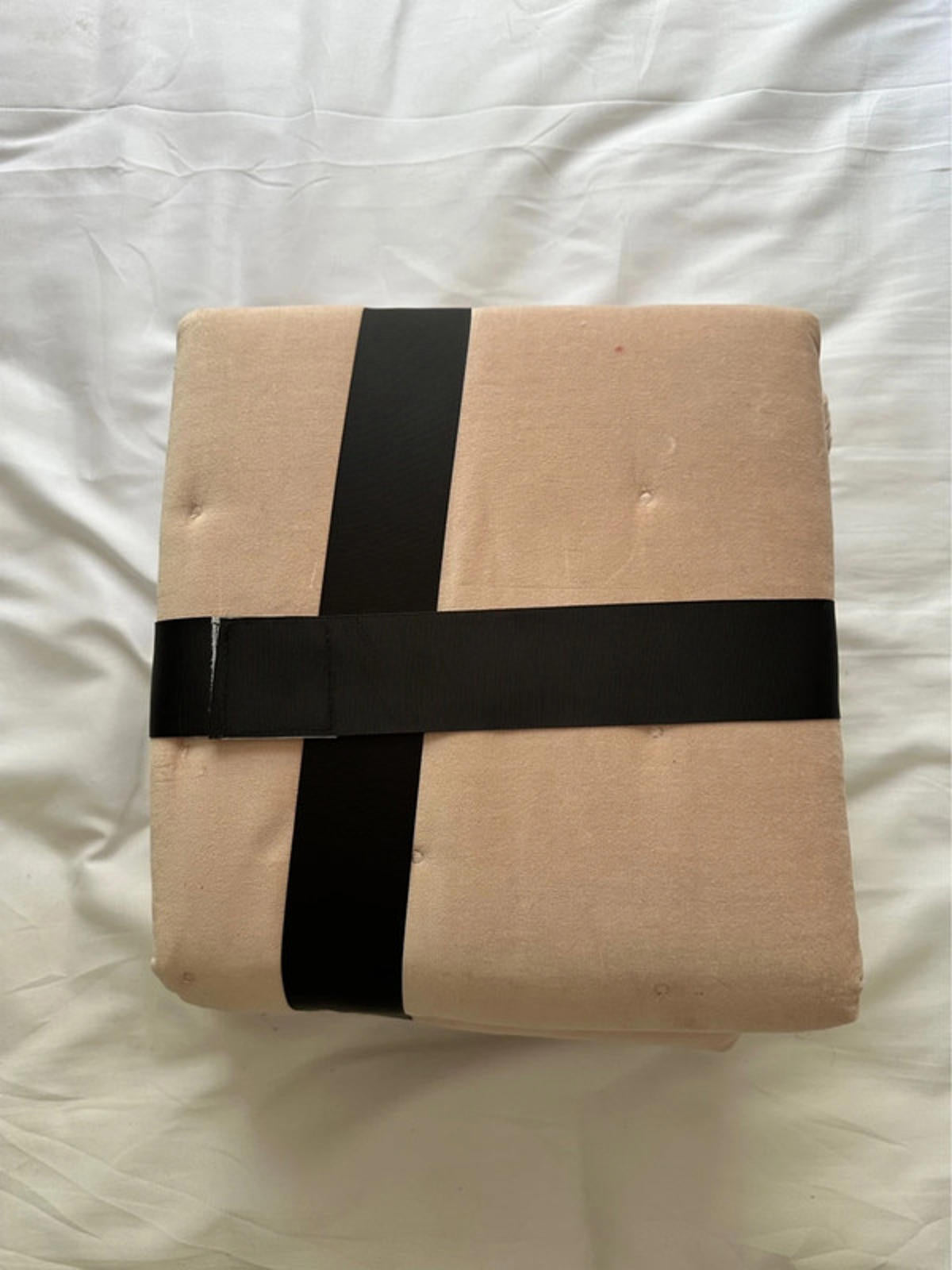 Phase Eight Velvet Pin Spot Bedspread 145 x 200 cm