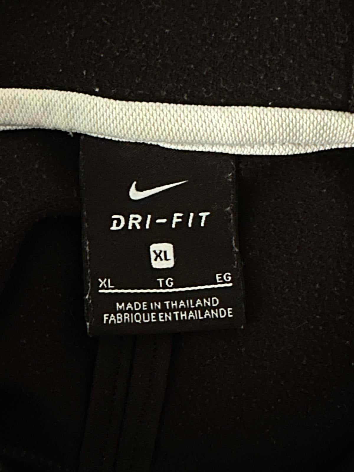 Nike Dri-FIT Black Hoodie with White Swoosh – XL