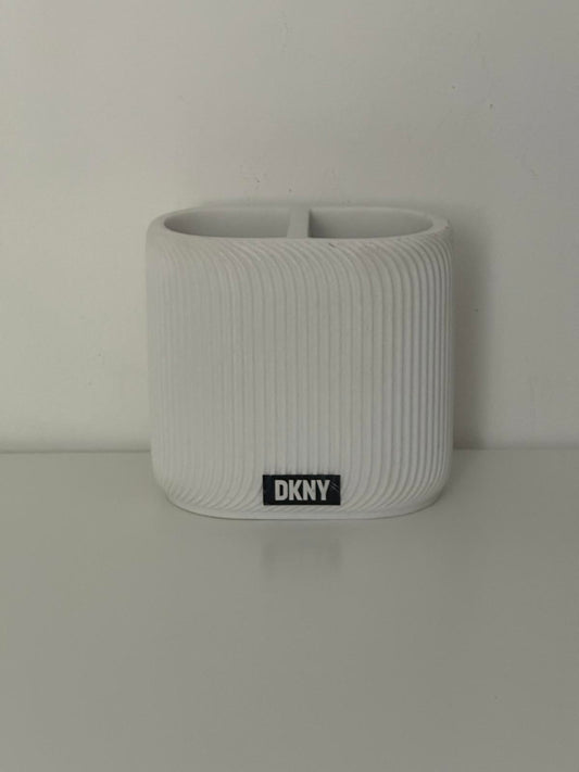 DKNY White Ribbed Ceramic Bathroom/Desk Organiser
