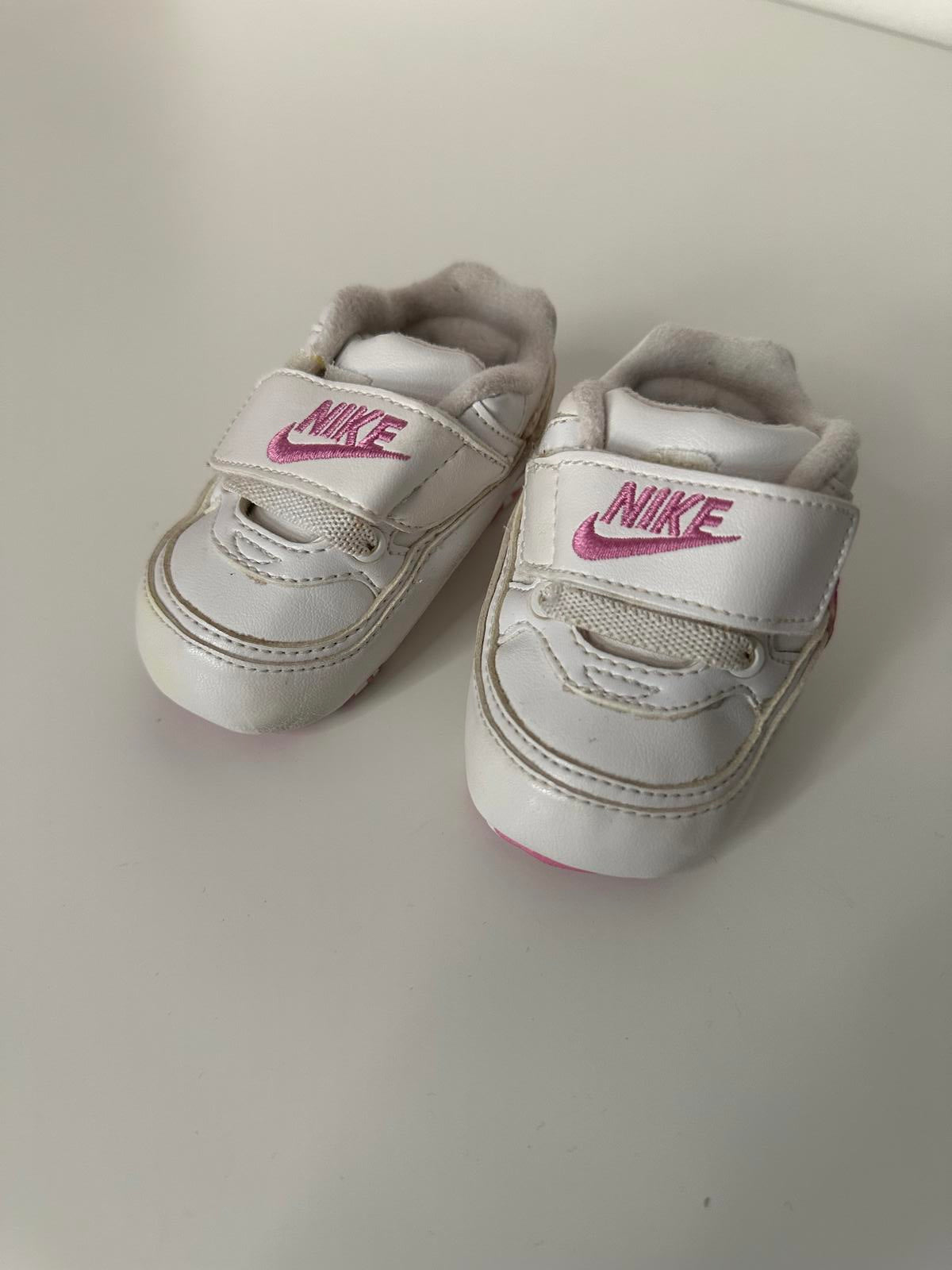 Nike Baby Trainers | White & Pink Infant Sneakers Size 1C