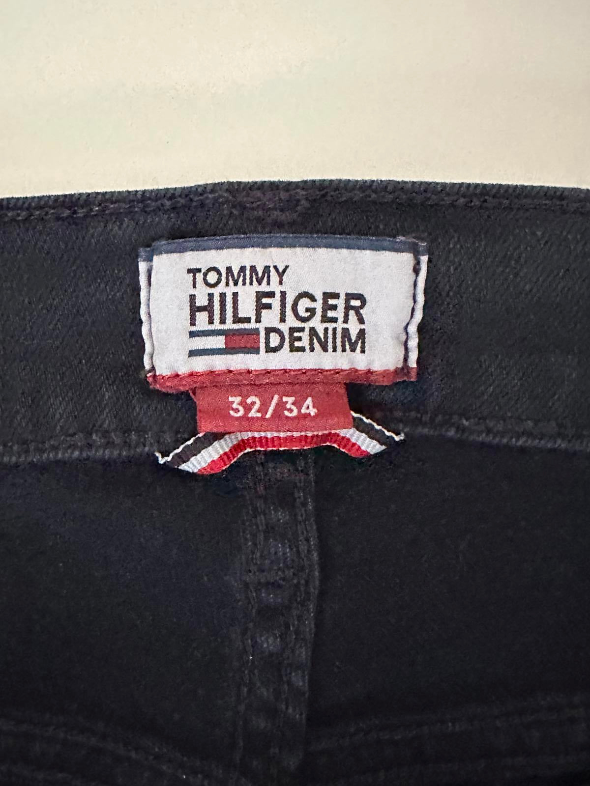 Tommy Hilfiger Denim Classic Straight Sutton Jeans – Black – W32 L34