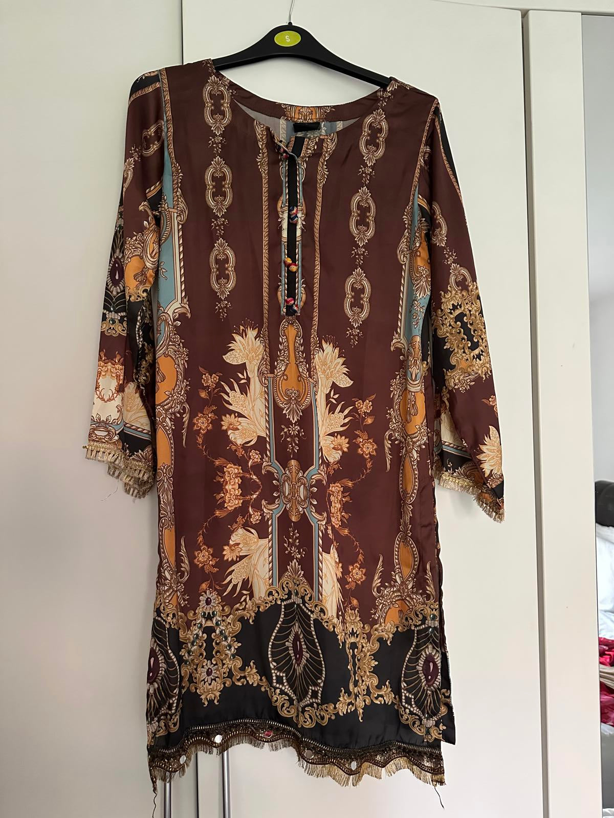 Baroque Scarf-Print Tunic Dress Notch Neck, Fringe Hem (S)
