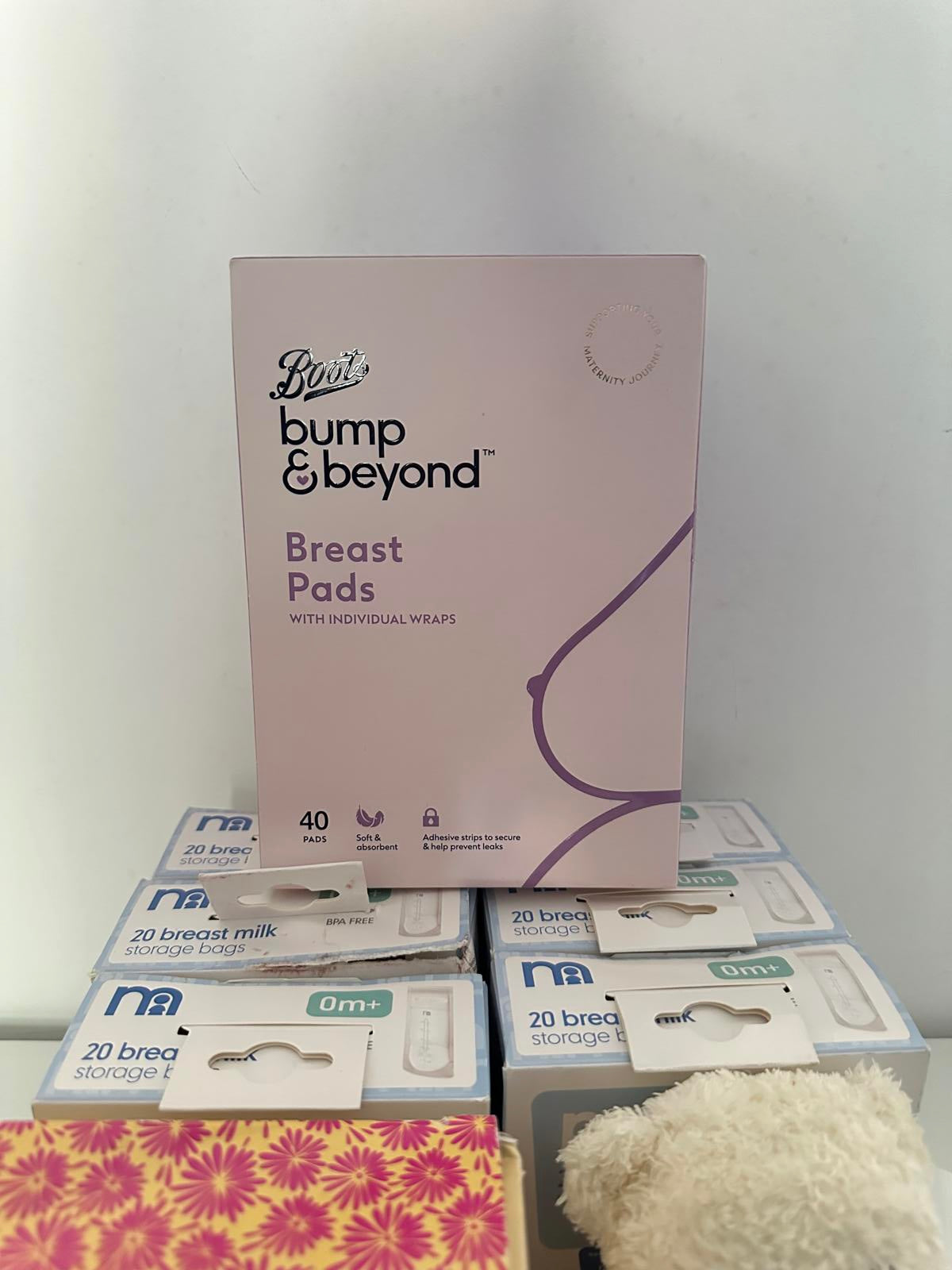 Breastfeeding Essentials Bundle – Storage Bags & Breast Pads